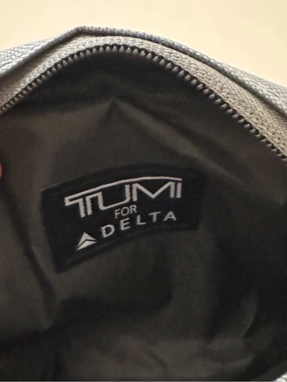 Tumi For Delta Small Toiletry Pouch